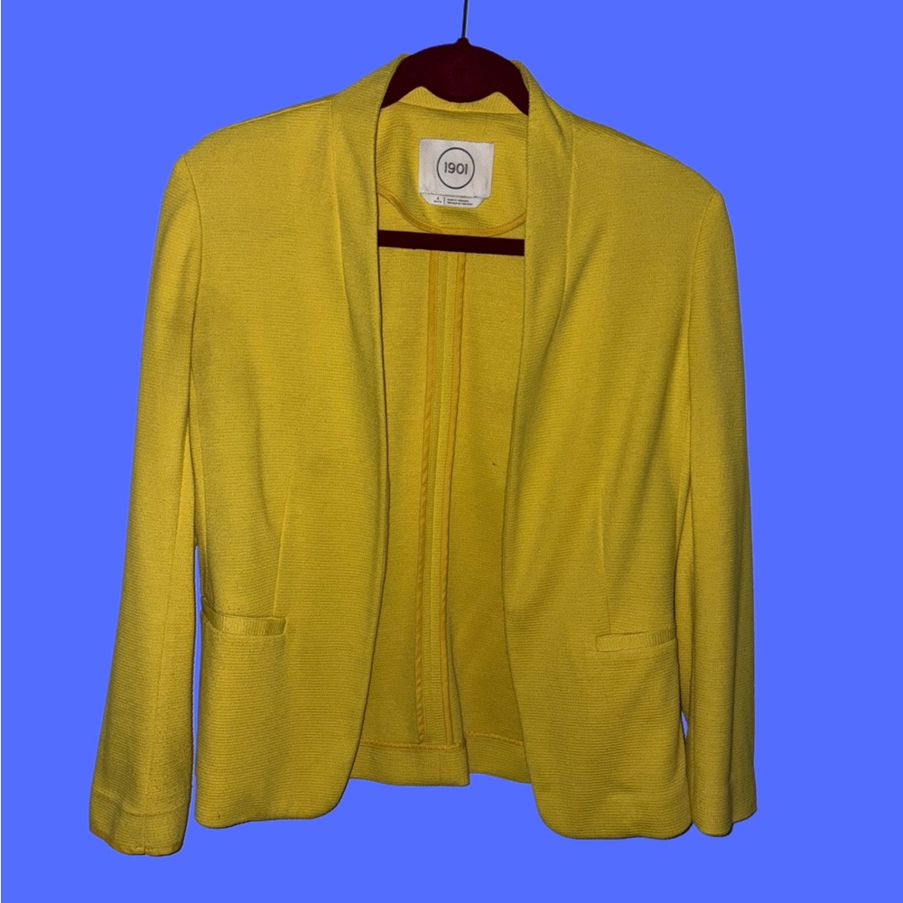 1901 Women's Vibrant Yellow Suit Jacket